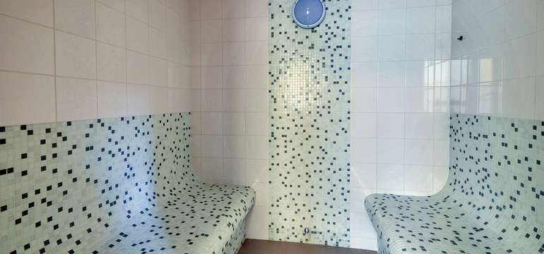 Neobmedzený vstup do wellness (fínska, parná sauna, vírivka)