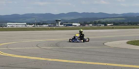 Jazda na Rotax 125 Senior Max - najvýkonnejšia motokára dostupná na prenájom/Žilina, Svidník, Česko