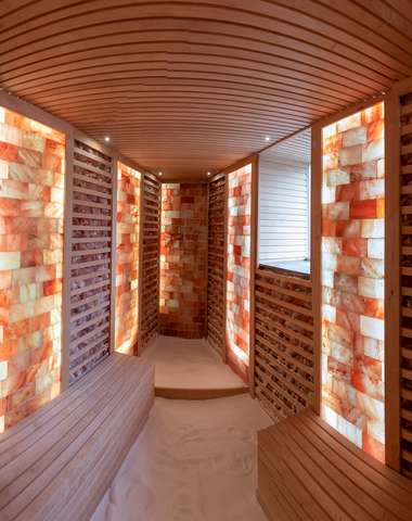 Sauna vo wellness centre