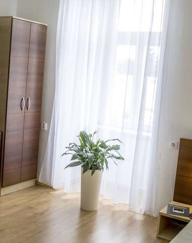 Hotel Granit Piešťany - kúpeľný ústav F. E. Scherera - izba