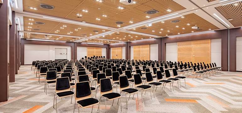 Konferenčná miestnosť vybavená na rôzne príležitosti