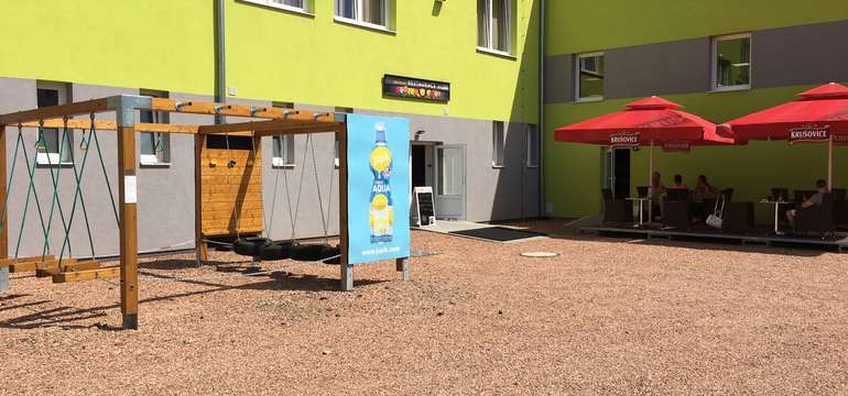 Zábava je i u venkovní zahrádky