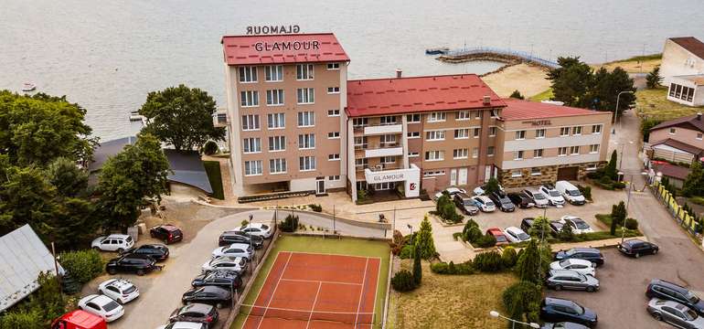 Hotel Glamour**** na brehu Zemplínskej šíravy