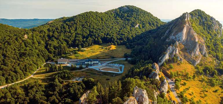 Wellness Hotel Jason**** v srdci Bielych Karpát