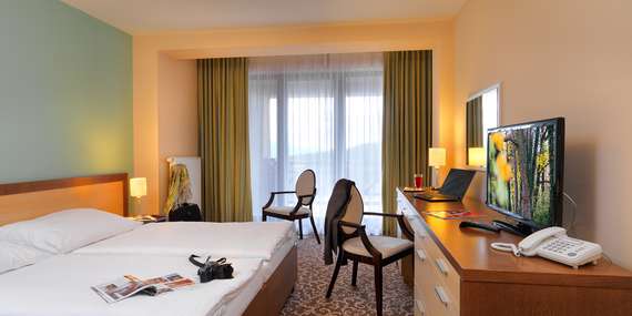 Hotel Green*** priamo pri nástupnej stanici lanovky na Kubínsku hoľu s wellness, polpenziou/Orava - Kubínska Hoľa