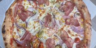 Pizza podľa vlastného výberu v reštaurácii U Doktora
