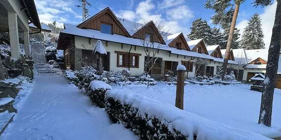 Slanický dvor na brehu Oravskej priehrady s privátnym wellness a množstvom zliav na atrakcie/Orava - Námestovo - Slanická Osada