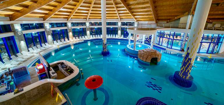 Bazénový svet v Thermal Parku Wellness Hotela Patince****