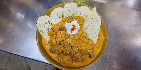 Domáce špeciality a dezerty vo Vinárni a Reštaurácií pri Kaplnke vo Vajnoroch/Bratislava - Vajnory