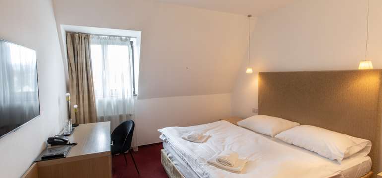 Hotel Villa Nečas****, ubytovanie v štandardnej izbe