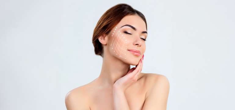 Aplikácia kolagénových nití v Salóne Beauty Ewei
