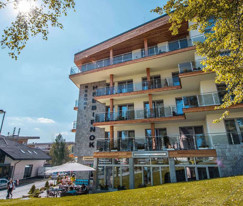 Hrebienok Resort nájdete priamo v centre Starého Smokovca