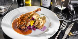 200 g Pečené kačacie stehno