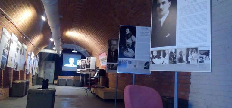 Prehliadky atómového krytu Bunker 10-Z v Brne