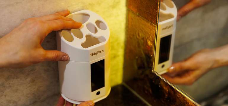 UV-C sterilizátor zubných kefiek TidyTech