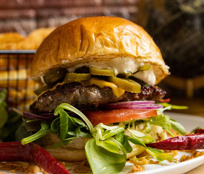 Burger plný kvalitných surovín v La Chef