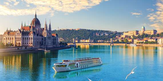 Plavba po Dunaji v Budapešti s Danube Flow/Maďarsko - Budapešť