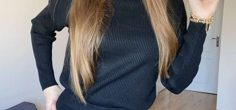 Elegantný dámsky úpletový komplet v čiernej farbe