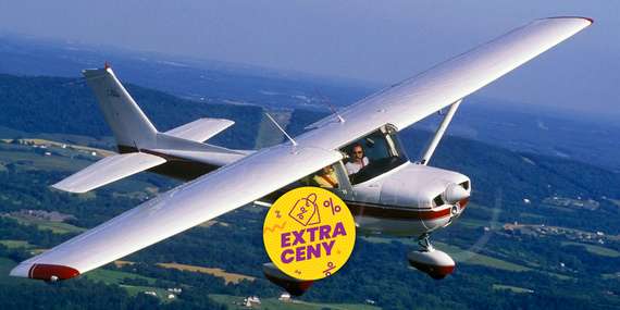 EXTRA CENA: Svet je krajší zhora – lietanie pre 1 až 3 osoby s možnosťou pilotovania bez obmedzení/Senica, Trnava, Dubová pri Modre