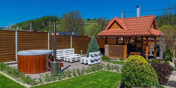 Penzión Tri Koruny s raňajkami a vstupom do sauny v centre jedného z najmenších miest Slovenska/Pieniny - Spišská Stará Ves