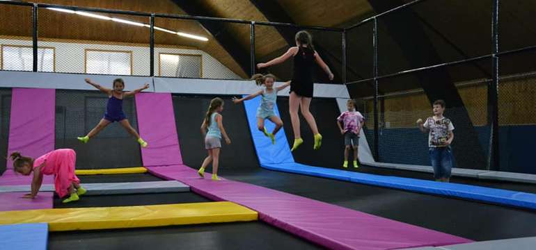 JUMPSTREET trampolínová aréna pri Žiline pre deti aj dospelých