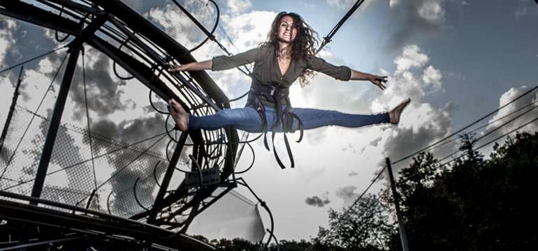Poriadnu porciu zábavy si užijete na 2 bungee trampolínach, 2 veľkých a 1 malé detské trampolíne