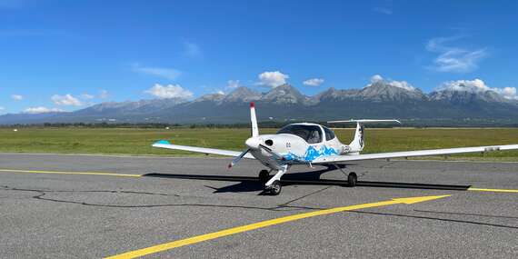 Spoznajte Slovensko z kokpitu lietadla - zážitkové lety ponad Vysoké Tatry s up2sky.aero/Poprad
