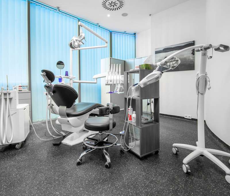 Black & White Dental Clinic