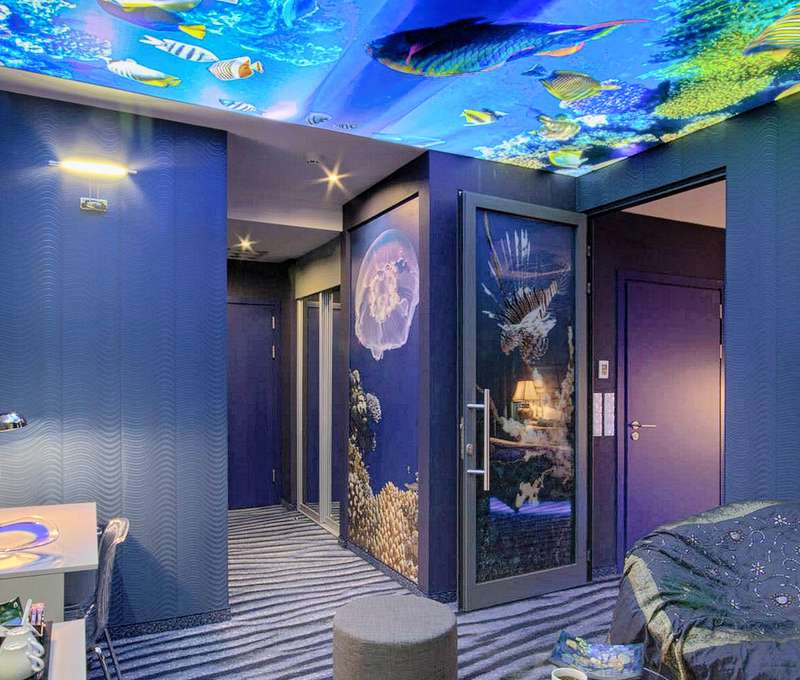 Modrý apartmán hotela Lenart**** s visutou posteľou