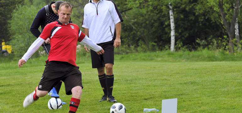 Keď futbal a golf splynú do jedného