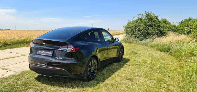 Jazda na Tesla Model Y