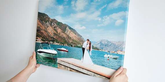 Fotoobraz na umeleckom plátne s ručne robeným dreveným rámom/Slovensko