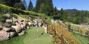 Minigolf v Rezorte Villa 27 plnom atrakcií aj možností na oddych