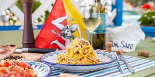 Carbonara s Guanciale (pravé sušené líčka) - domáce spaghetti Bigoli, vajíčko, guanciale, syr sicili