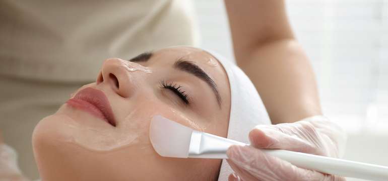 Kozmetické ošetrenia v prémiovom medicínskom centre 24 ESTHETIC