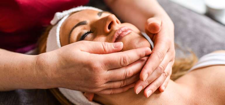 Oxygenoterapia a mikrodermabrázia - intenzívne vyživujúce a omladzujúce ošetrenie pleti