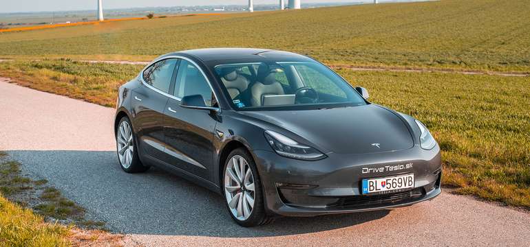 Jazda na Tesle Model 3 Performance