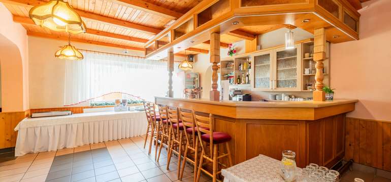 Restaurace