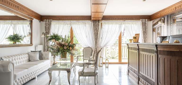 Luxusný hotel Sadelski Dwór****