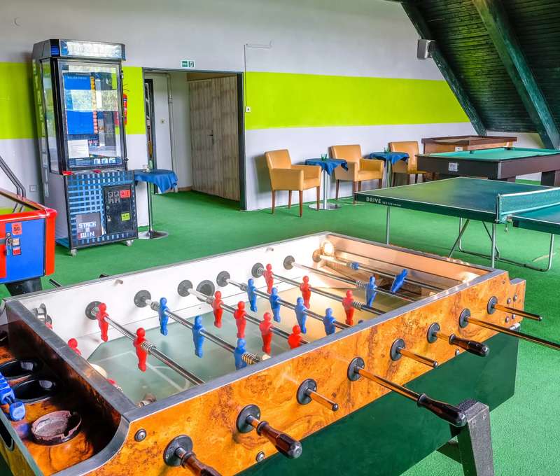 Hotel RYSY*** Vysoké TATRY,  stolný tenis, biliard alebo šípoky