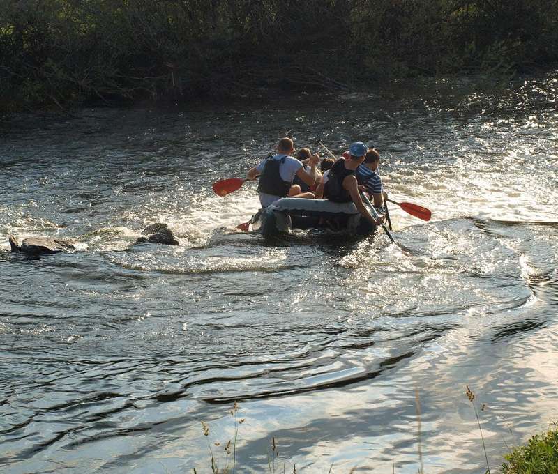 Pokojný splav Váhu alebo adrenalínový rafting v Mikuláši