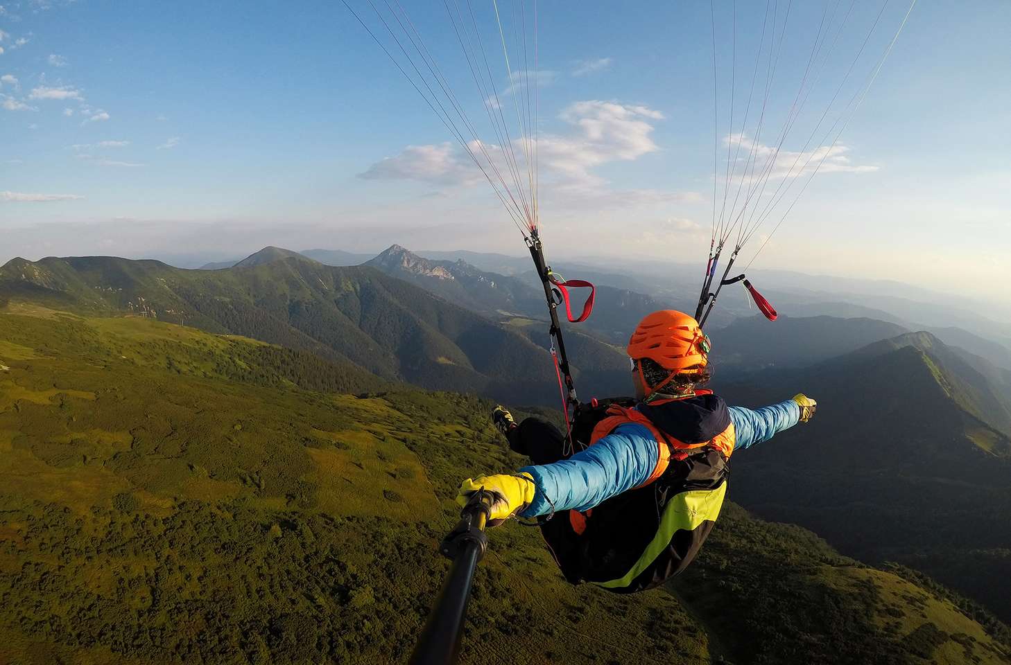 Tandemový paragliding z výšky až do 1000 metrov nad Donovalmi alebo na Straníku v Žiline