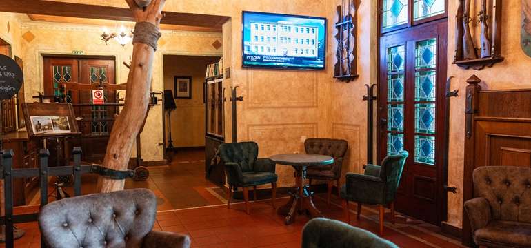 Pytloun Old Armoury Hotel 