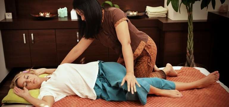Tradičná alebo kokosová masáž v Samoi Thai Massages