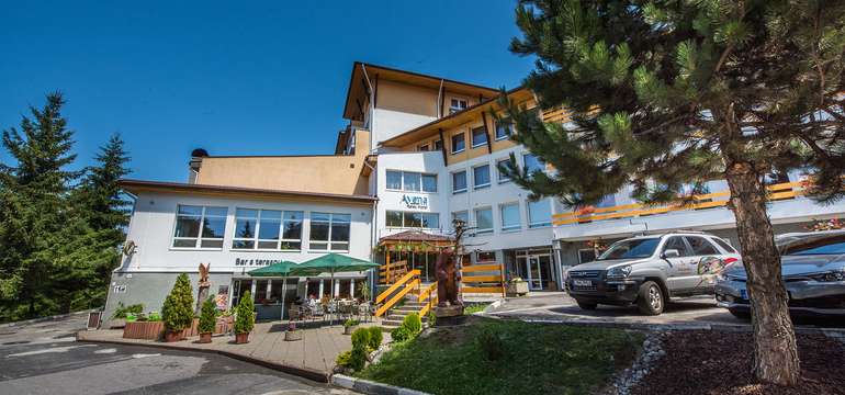 AVENA RELAX HOTEL***  je situované v krásnom a tichom horskom prostredí Jánskej doliny
