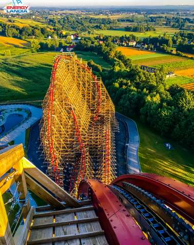 Vybláznite sa v najväčšom poľskom zábavnom parku EnergyLandia