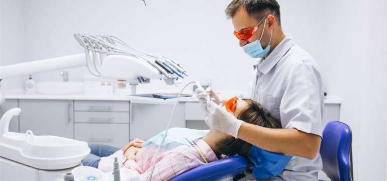 Dentálna hygiena v novej zubnej ambulancii Pohotovosť 24/7 (ilustračné foto)