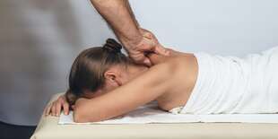 Manuálna lymfodrenáž od slabozrakého maséra s výnimočným citom