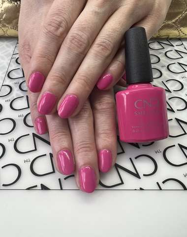 Manikúra s Shellac