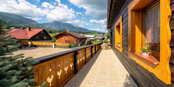 Drevenička u Ježka pre rodinu či partiu priateľov v srdci malebného Ždiaru / Ždiar